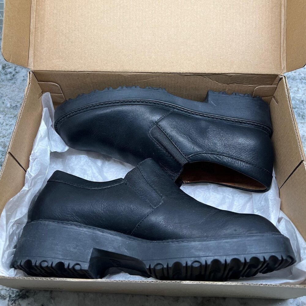 Clark's Fraiser Black Leather Loafer 6.5-7M